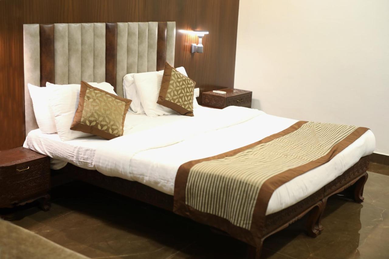 The Byke Heritage Resort - Matheran Esterno foto